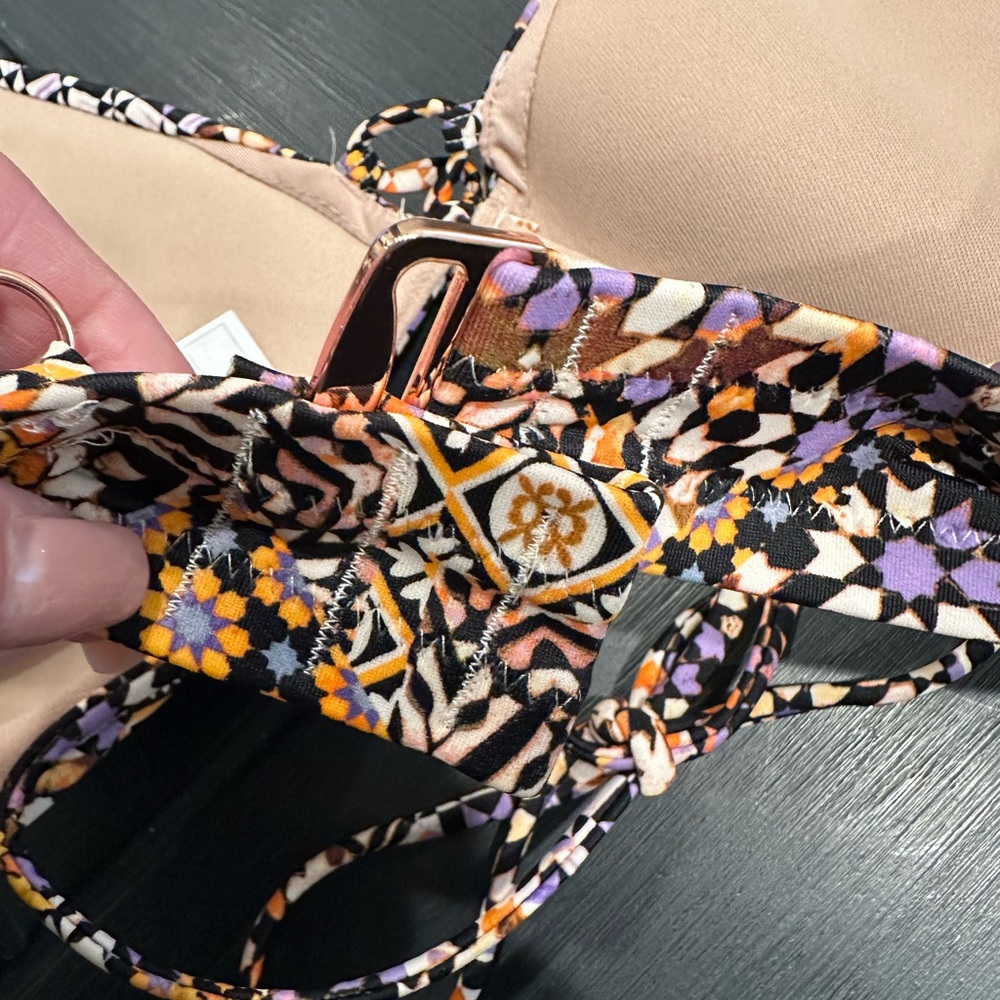 5/$15 Shade & Shore Multi-Colored Bikini Top - Picture 8 of 14